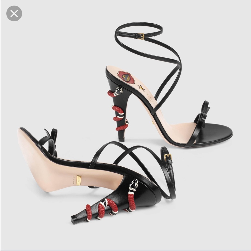 Kingsnake sandal heel